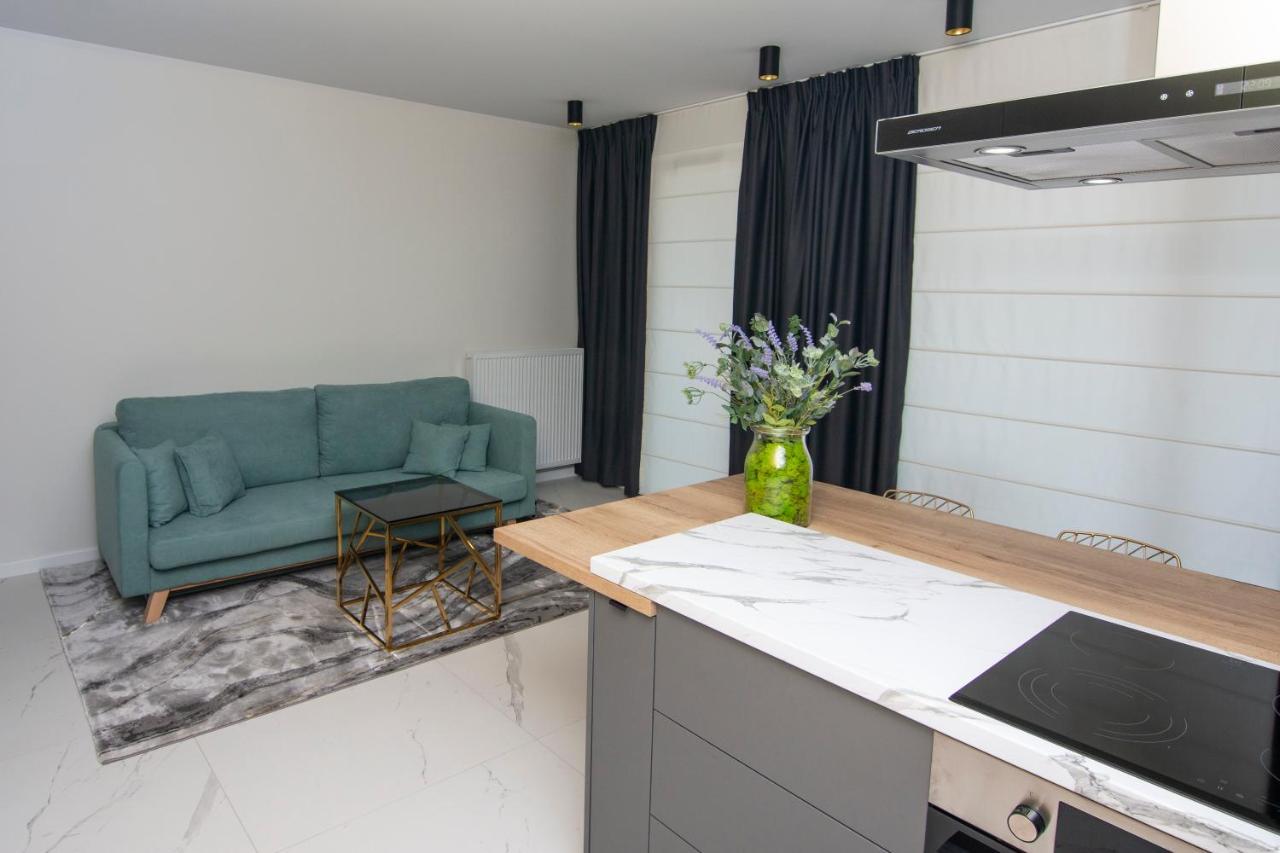 El Apartments - Aries Poznan Bagian luar foto