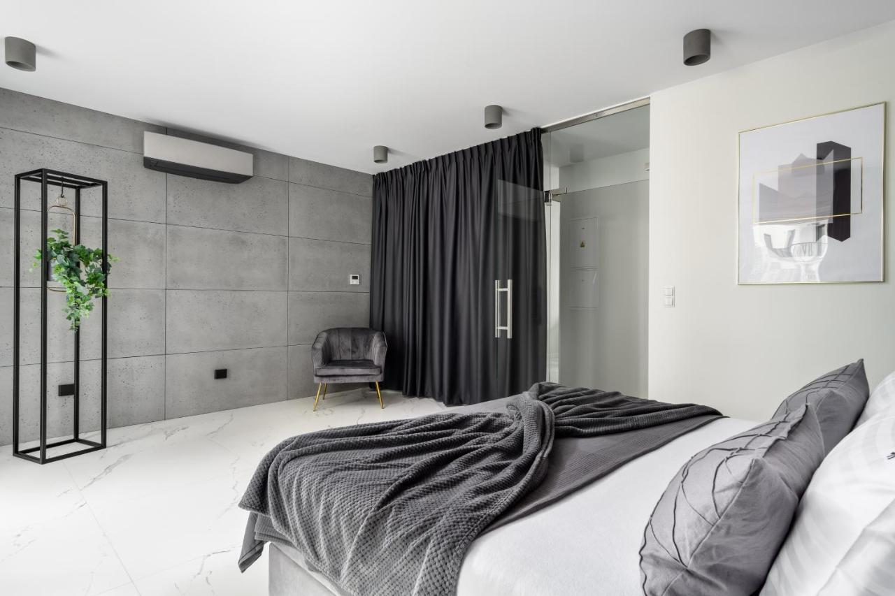 El Apartments - Aries Poznan Bagian luar foto