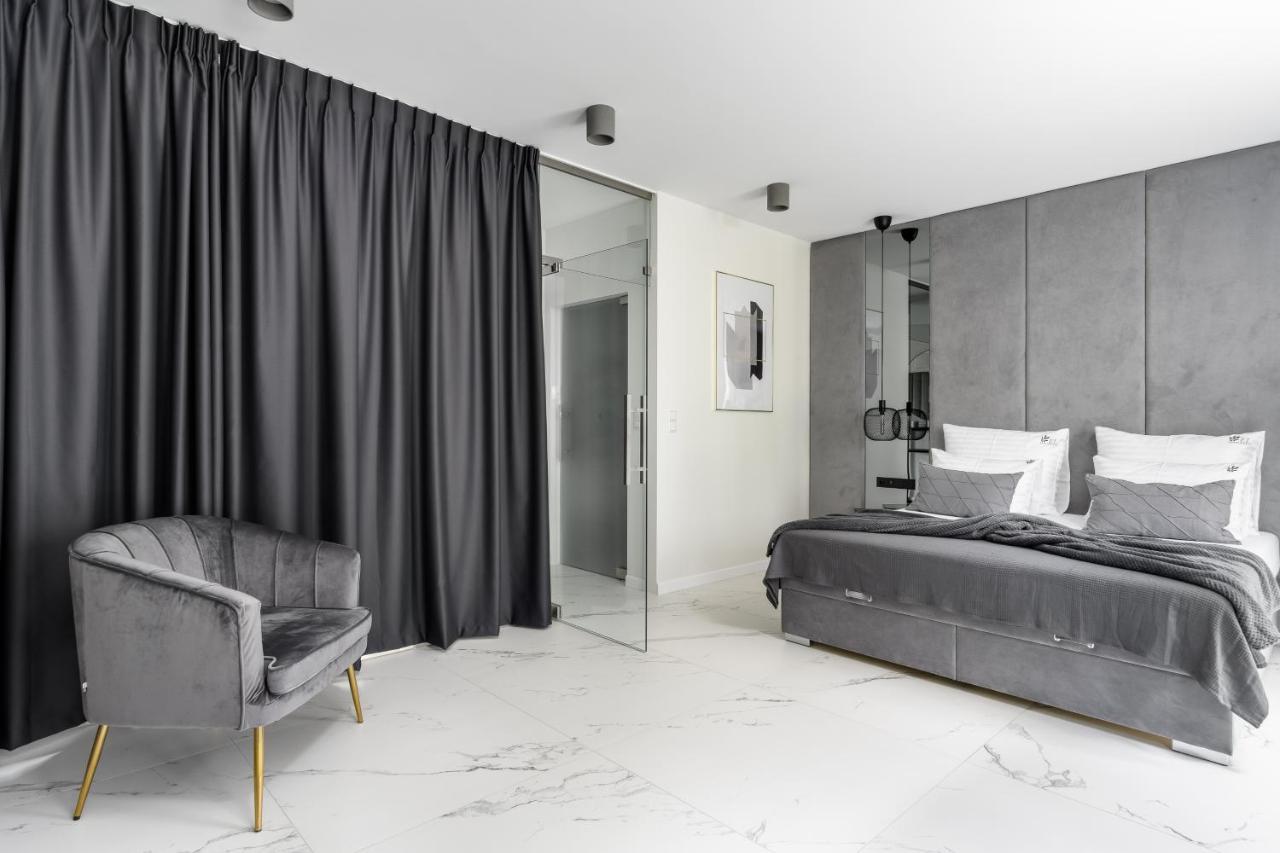 El Apartments - Aries Poznan Bagian luar foto
